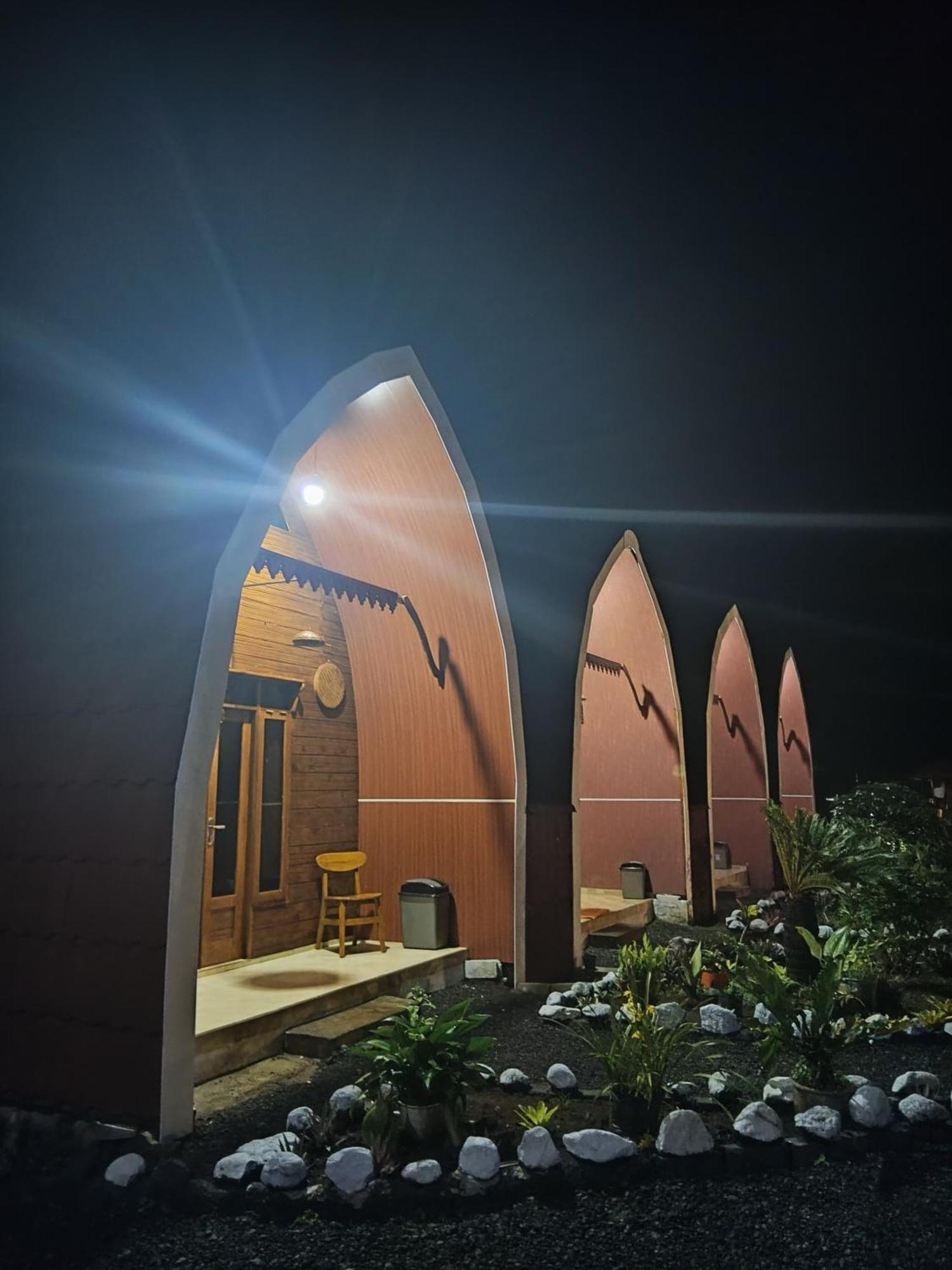 Indah Damai Cottages Sidomukti Kültér fotó